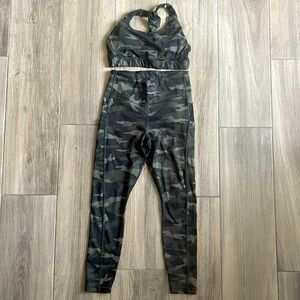 Athleta Ultimate Camo Set